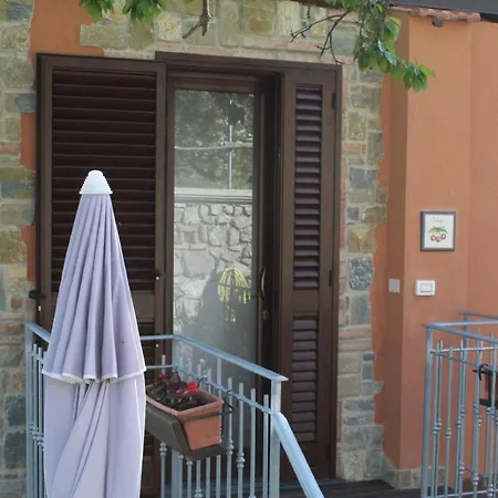 The Chalet, Guest house